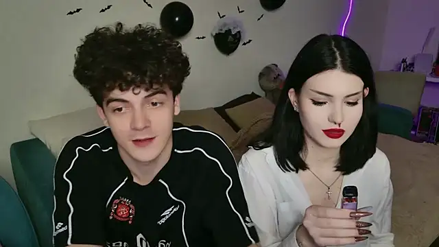 Alice18James online show from October 30, 3:02 pm