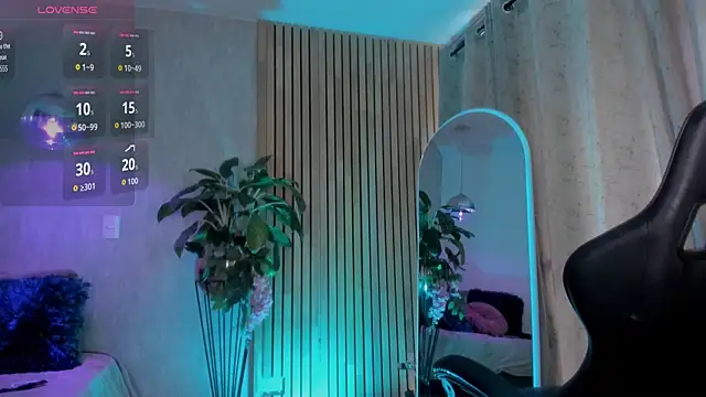 emma       online show from October 15, 9:17 pm