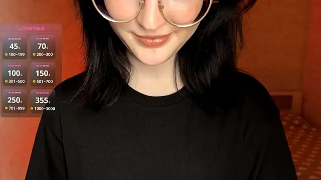 FakeLamb online show from March 29, 9:25 pm