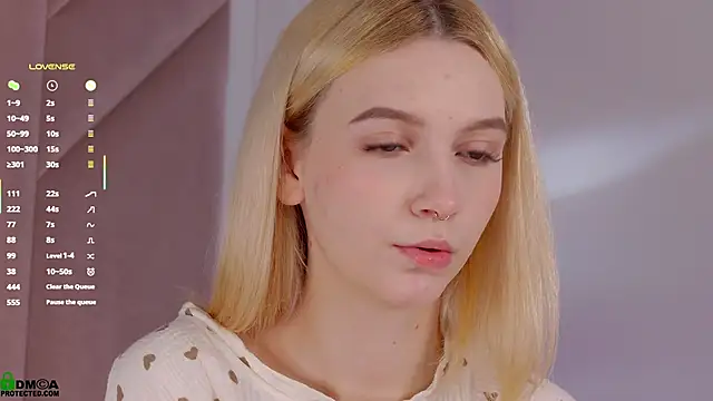 SaraHearts online show from October 11, 1:54 am