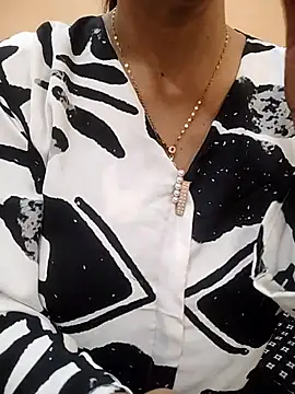 meenu bhabhi547 online show from March 19, 5:12 am