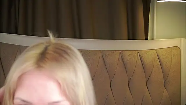 MarciDarugar online show from December 4, 3:03 pm