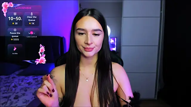 Veronica Larsson online show from November 20, 8:43 pm