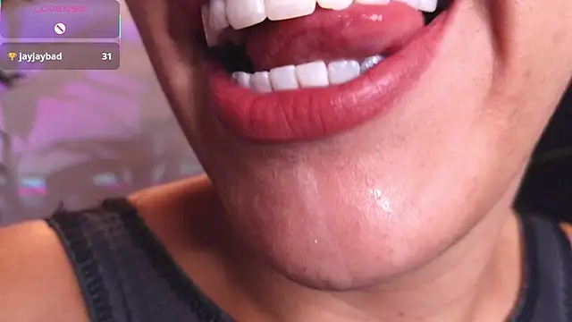 bri von dhara   online show from February 15, 12:46 am