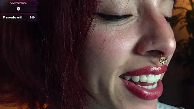 bri von dhara   online show from July 30, 9:15 pm