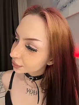 Lina Thornton  online show from December 13, 10:16 pm