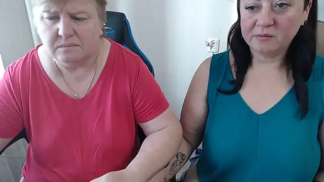 Bertie Adeline online show from November 2, 7:01 am