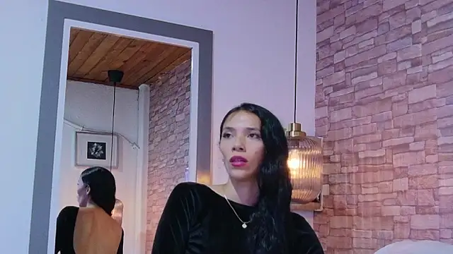 Martina thompson69 online show from January 17, 2:02 pm