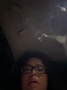 wishuhope4 online show from October 6, 5:02 am