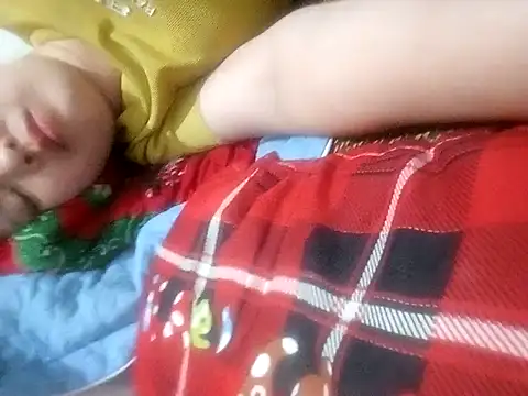 Snapshot of Dam-Lissa chatting on October 21, 3:32 am Dam-Lissa online show from October 21, 3:32 am