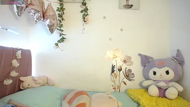 Liahdiaz  online show from March 31, 2:06 pm