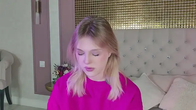 CaitlinSugar online show from March 5, 4:52 am