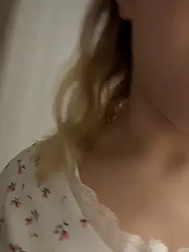 CaitlinSugar online show from February 3, 6:40 am