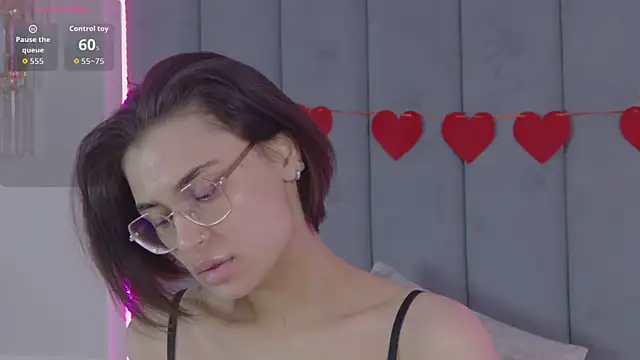 VioletAsh online show from March 5, 5:14 am