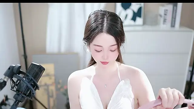 abbyli12 online show from October 25, 3:41 pm