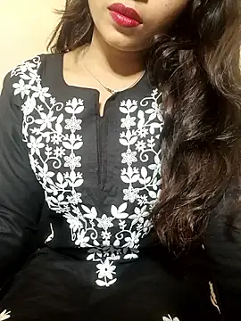 TheSassyGirl7 online show from February 2, 7:13 pm