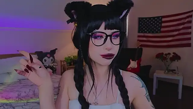 venomeowww   online show from February 3, 3:59 am