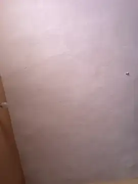 queenbuggi online show from February 17, 9:41 am