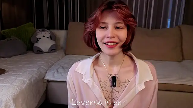 LurleneRamo online show from April 6, 1:05 am