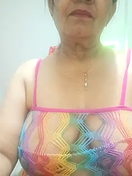 Vickysweeeettt online show from March 19, 1:21 am