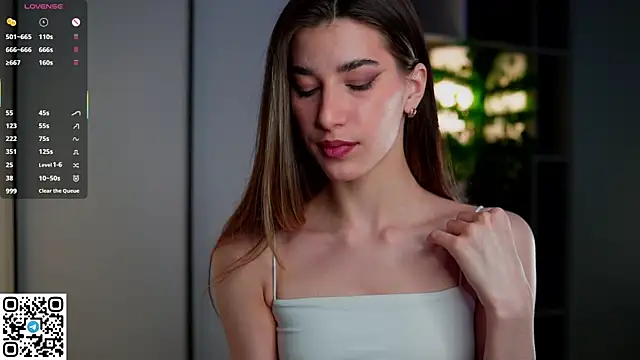 Quinavelle online show from January 18, 6:53 am