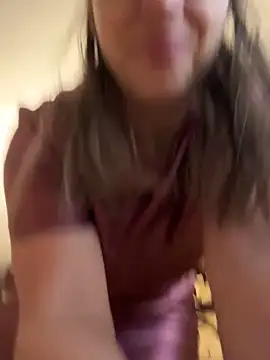 ladywithbigass online show from November 14, 6:13 am