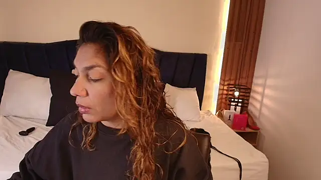 SexyRachel  online show from March 22, 12:11 pm