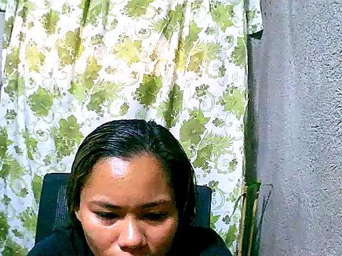 Snapshot of Sweeetgurll chatting on September 18, 9:19 am Sweeetgurll online show from September 18, 9:19 am