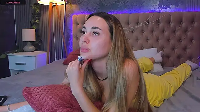 AlexaWilds online show from April 26, 1:53 pm