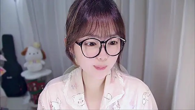 YUANYUAN-A online show from March 25, 1:25 pm