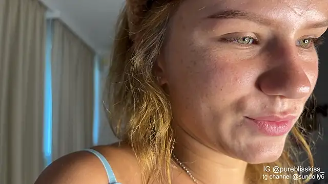 lxsundollyxl online show from March 7, 3:24 am