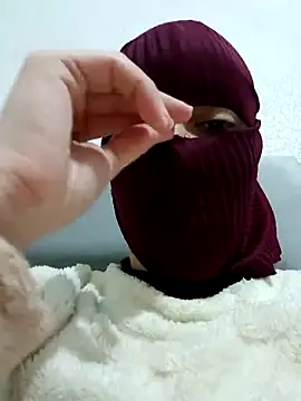 Ahalm online show from November 28, 9:18 pm