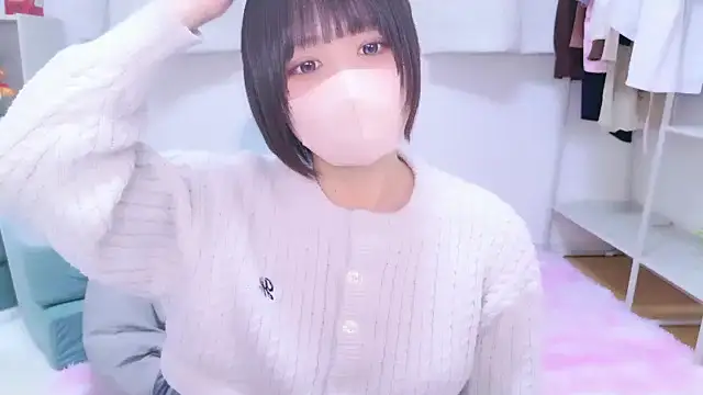 Hinata Sun online show from February 5, 9:51 pm