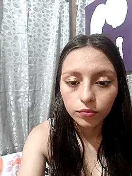 Lahila  online show from April 29, 9:20 pm