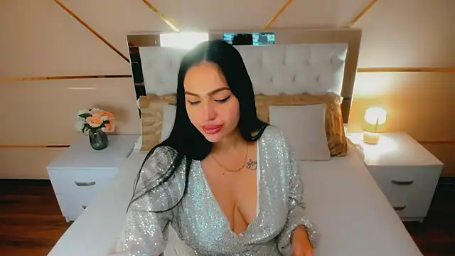 StellaMorris online show from October 7, 7:13 am