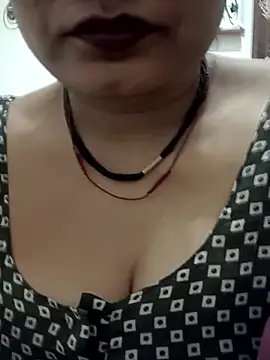 monu bhabi online show from March 11, 12:15 am