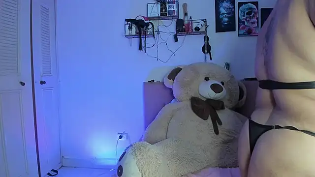 kendra lil evill online show from March 13, 10:49 am