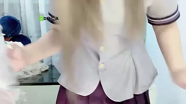 Snapshot of liuruyuan888 chatting on September 12, 7:32 pm liuruyuan888 online show from September 12, 7:32 pm