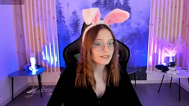 JenniferKiim online show from November 8, 2:00 pm