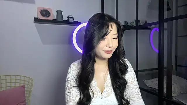 WonderMira online show from October 5, 2:22 pm