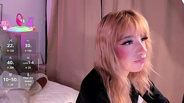 Mayajhons online show from December 16, 11:49 am