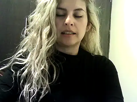 Valery  Rouse  online show from October 26, 4:52 am