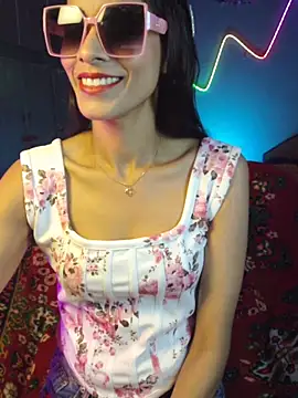 royeoy22 online show from March 24, 11:26 am