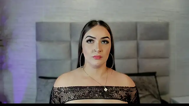 lea walkerr online show from September 8, 7:24 pm