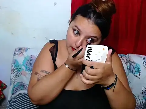 KeilyHall online show from December 5, 3:39 am