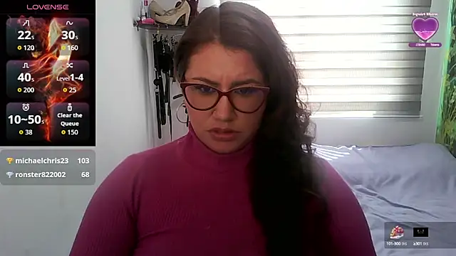 Snapshot of Vesper_Vixen chatting on September 16, 2:58 pm Vesper Vixen online show from September 16, 2:58 pm