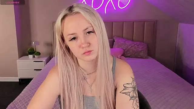 Joyce Howard online show from October 24, 2:29 am