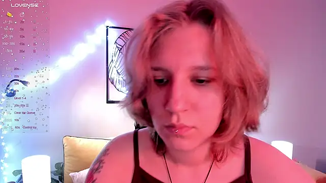 Hailey Foxy online show from October 25, 8:55 am