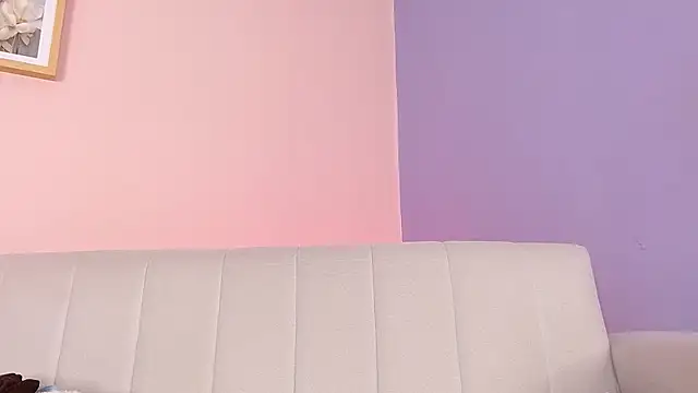 lourdes moon22 online show from October 23, 1:17 pm