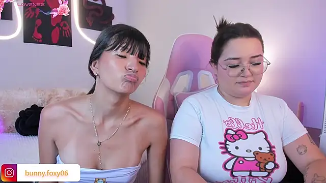 foxybunny online show from November 12, 11:47 pm